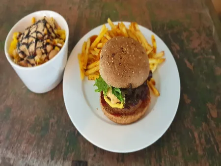 Veganer Hamburger Mittagessen