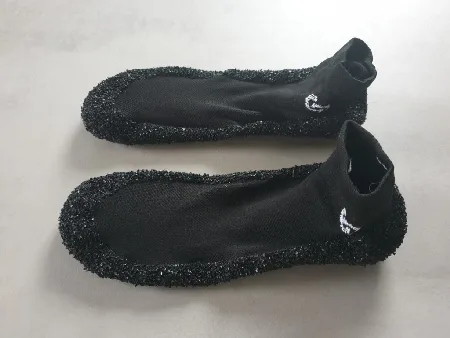 Barfußsocken und Barfußschuhe für ein besseres- gesunderes gehen. Besser für Rücken und Nacken !