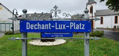 Dechant Lux Platz Blankenheimer-Dorf Eifel Ahr