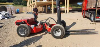 Lkw-Mitnahmestapler-der-Marke-Hersteller-Palfinger