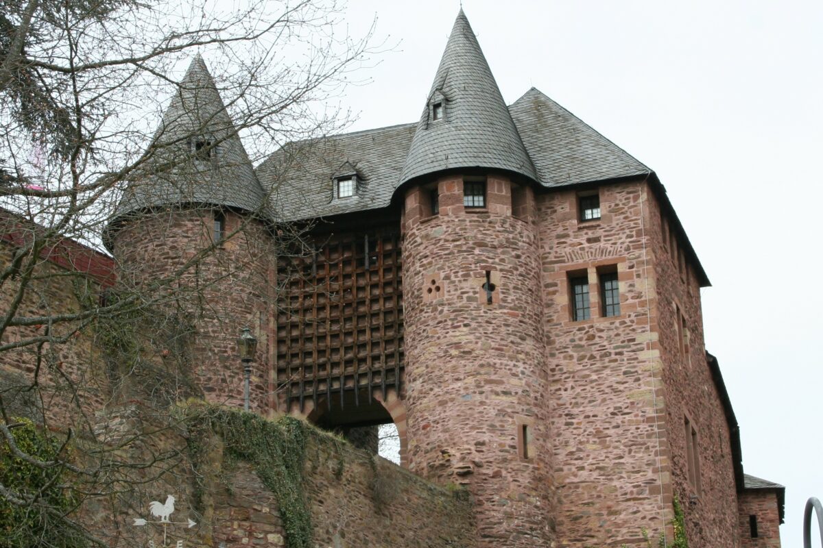 Hengebach Burg Heimbach
