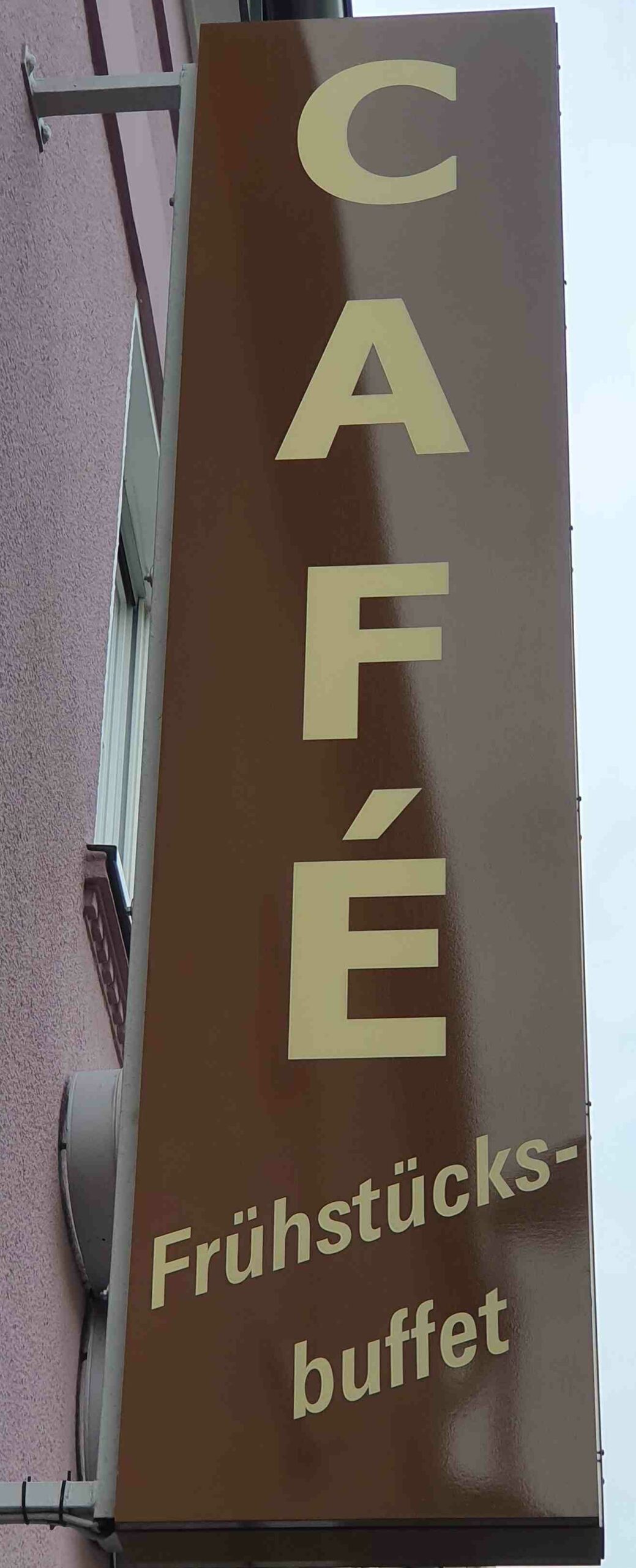 Aussenschild Rheinbach Frühstücksbuffet Aussenschild Rheinbach Frühstücksbuffet